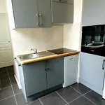 Maison Avec Garage 24 Du Mans Voitures Et Toute Manifestation 度假居 勒芒