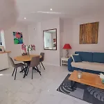 Maison Avec Garage 24 Du Mans Voitures Et Toute Manifestation 度假居