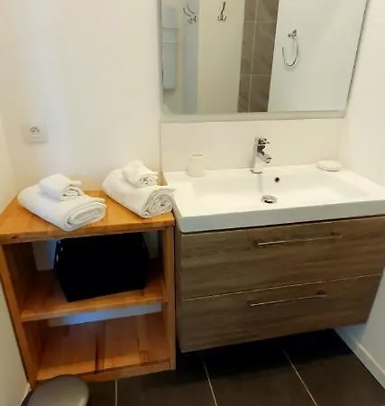 Maison Avec Garage 24 Du Mans Voitures Et Toute Manifestation