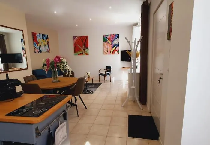 Maison Avec Garage 24 Du Mans Voitures Et Toute Manifestation Feriehus